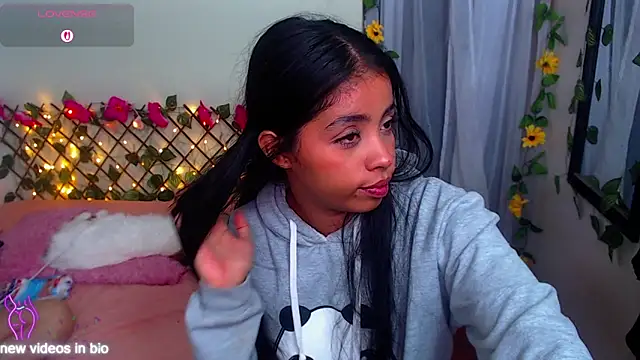 Angie_Lee01