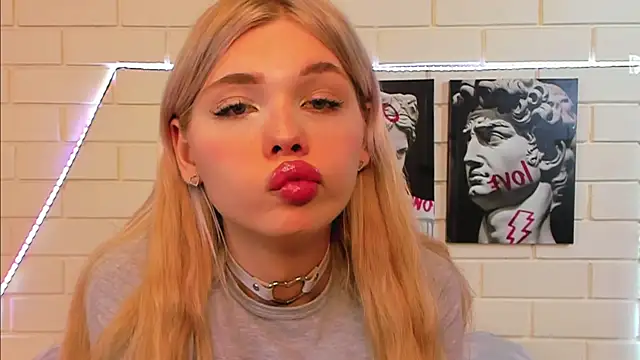 Blondy_Fina