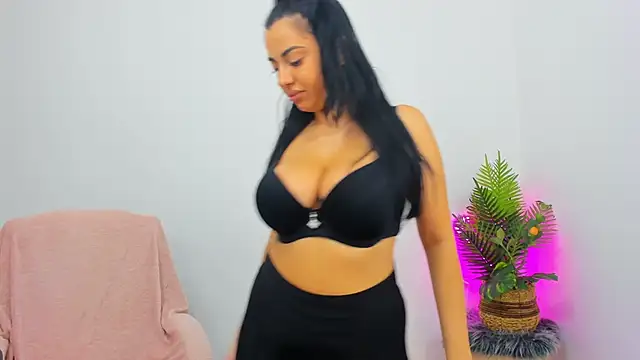 Carla_Devon