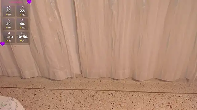 EllaHuntt