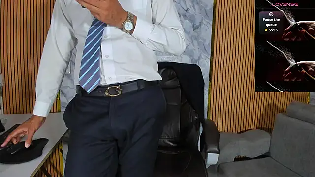Hideintheoffice