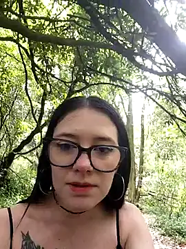 Isabella_21x