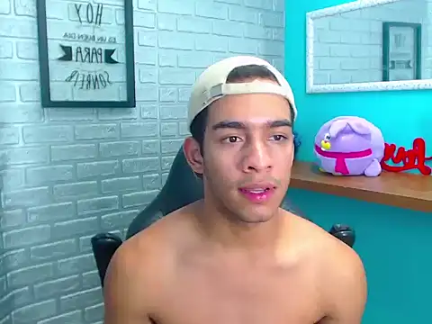 Jhonny_Mills