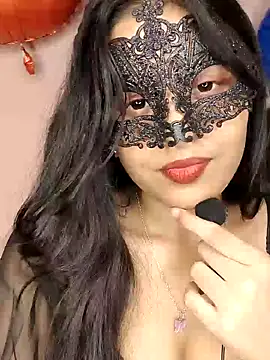 KARISHMA-STRIP
