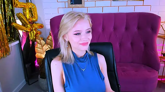 LeonaStane