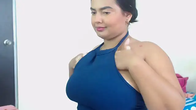 Lipsy_Hot