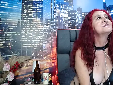 Lucy_mature8