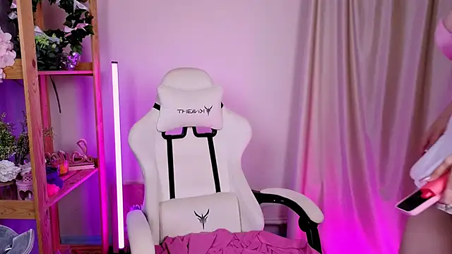 MelissaLovely_