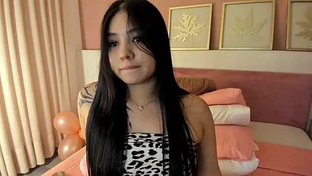 Sara_Hills_
