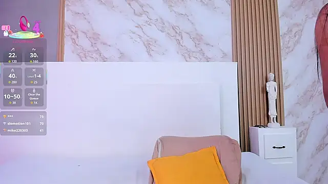 TianaGlow44
