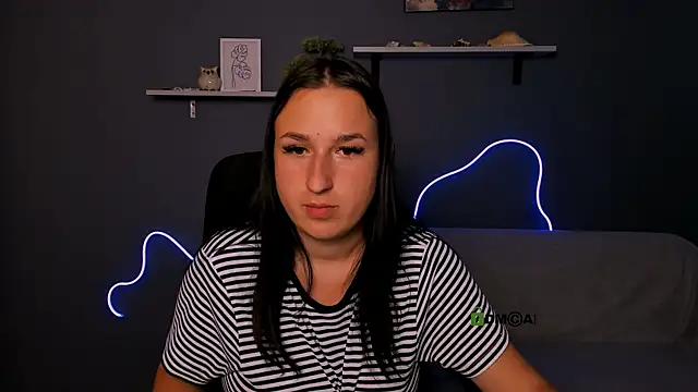 alma_black