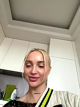 blonde_di