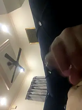 fuckbitch_01