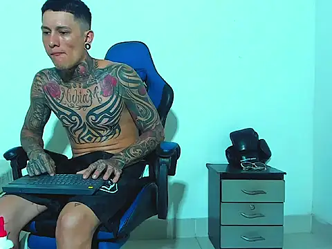 sexy_men_tatoo