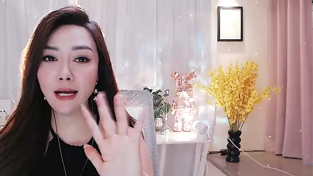 xya_singer