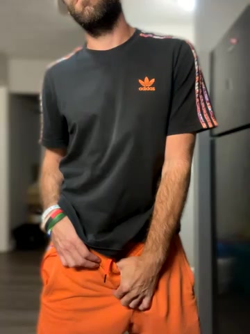 4kUsh2Fashion0 live screenshot 2025-10-06 12:38:05