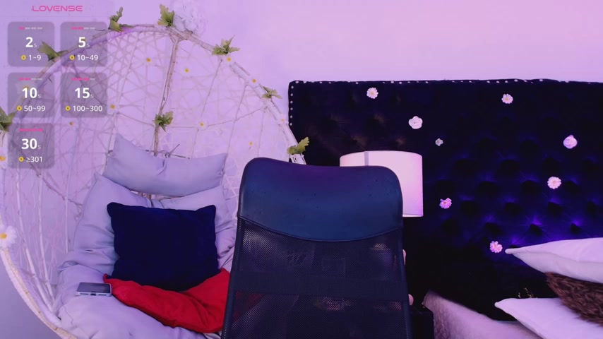 AbbySaennz live screenshot 2025-09-30 08:36:06