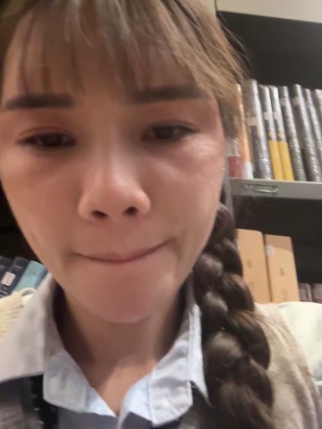 Adora188 live screenshot 2025-10-15 08:14:38