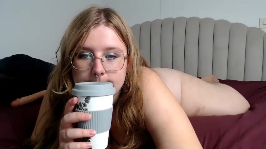 AgnesRoseCams live screenshot 2025-09-30 08:18:34