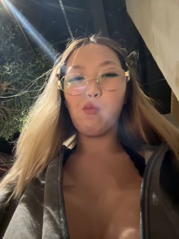 Aiko_Yumi live screenshot 2025-10-26 19:12:31