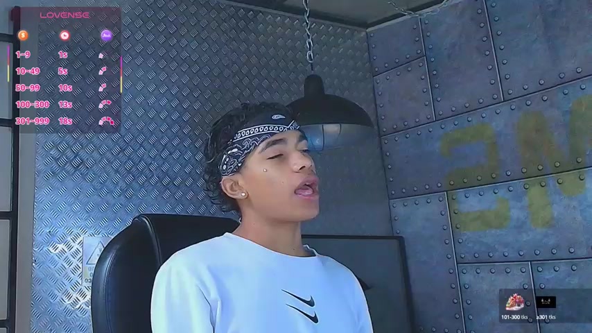 AlanCutee latest screenshot