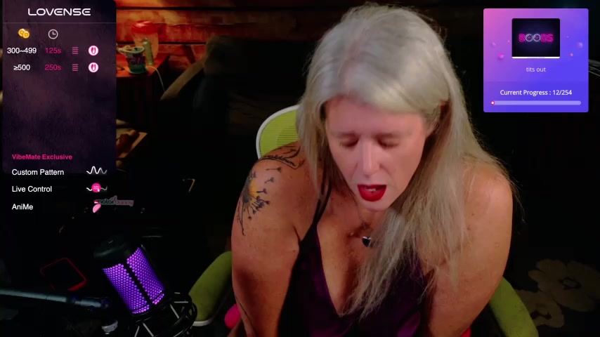 AliceHarlot live screenshot 2025-10-08 03:47:26