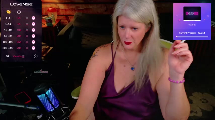 AliceHarlot live screenshot 2025-10-08 03:48:27