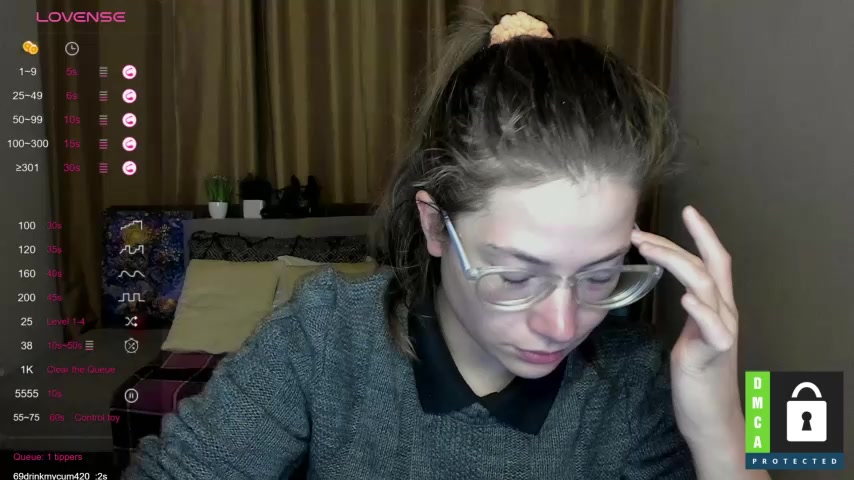 Alicia_redfollow live screenshot 2025-09-30 15:37:59