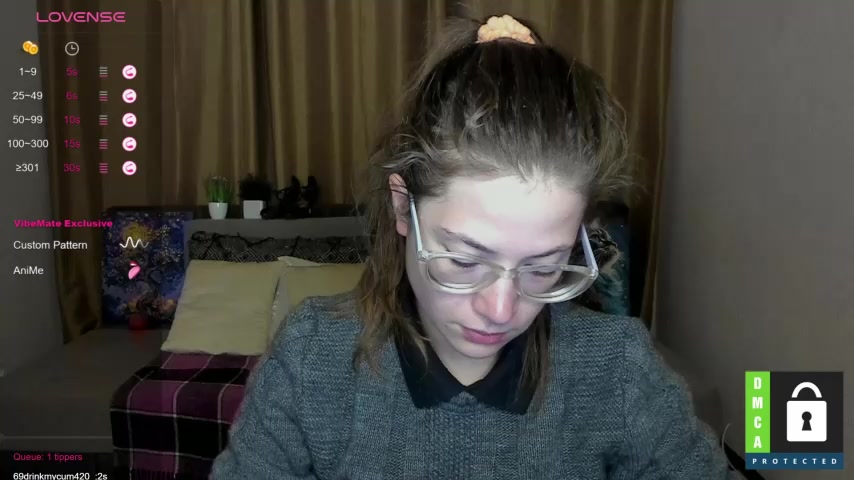 Alicia_redfollow live screenshot 2025-09-30 15:40:02