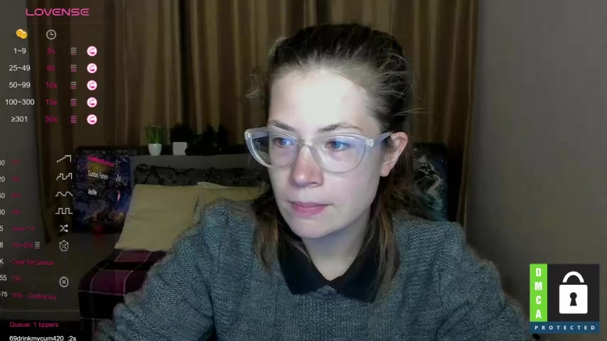 Alicia_redfollow live screenshot 2025-09-30 15:42:05