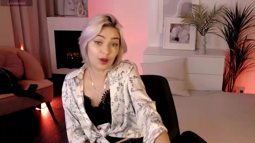 AlysiaSun live screenshot 2025-09-29 19:25:15