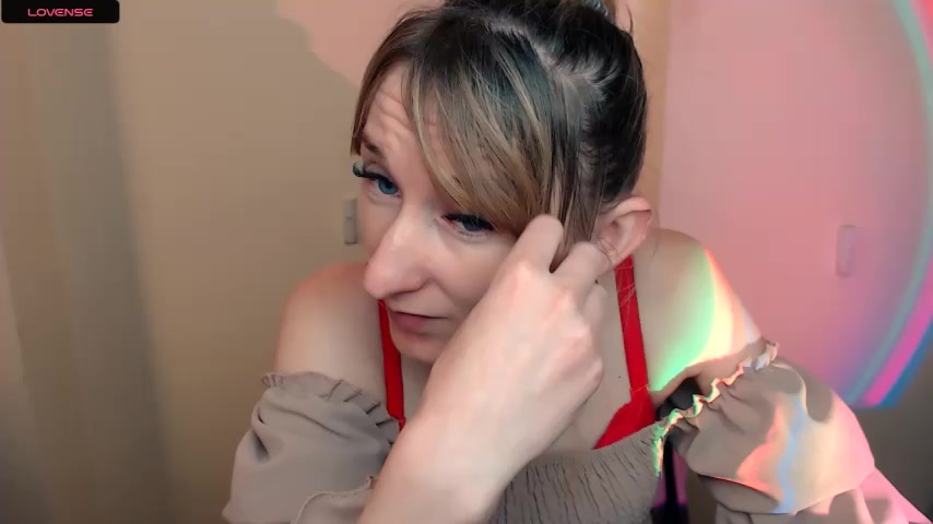 AmandaSell live screenshot 2025-09-30 08:19:44