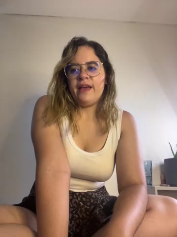 Ana_lee13 live screenshot 2025-09-29 19:33:01