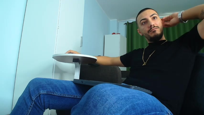 AndrewBanner live screenshot 2025-09-30 12:21:58