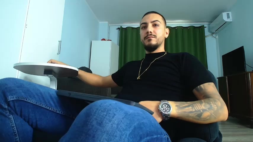 AndrewBanner live screenshot 2025-09-30 12:23:55