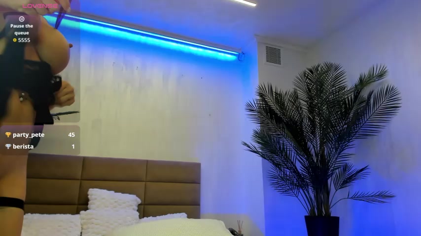 Anna_Nobel live screenshot 2025-10-06 07:06:51