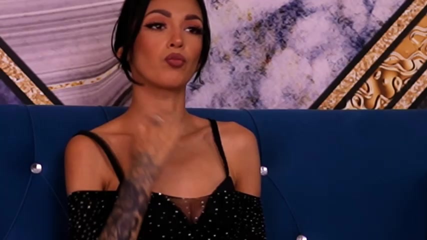 AriannaClover live screenshot 2025-10-09 20:16:39