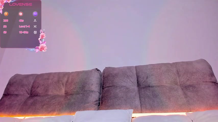 AriellaTesk live screenshot 2025-09-29 06:06:19