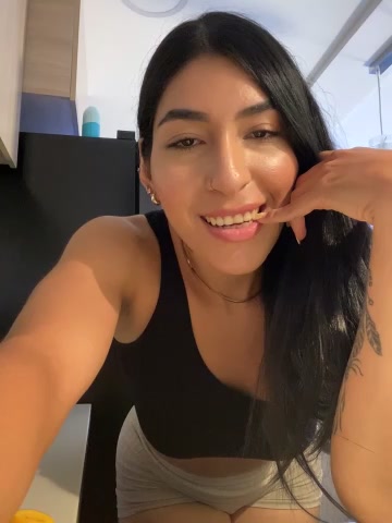 AshleyG_222 live screenshot 2025-09-29 20:36:13