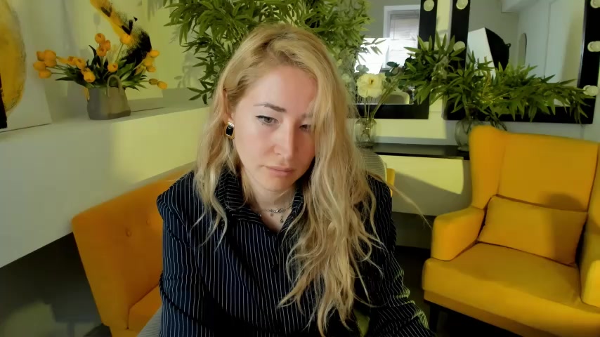 AstraMonroe live screenshot 2025-09-29 06:19:14