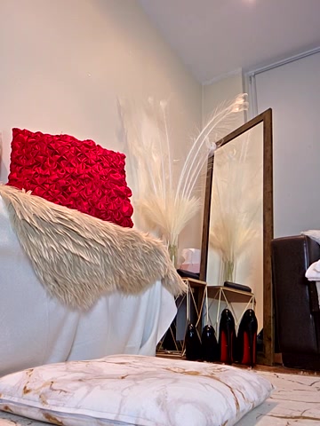 AureliaDoux live screenshot 2025-09-29 17:09:13