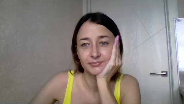 Avenique live screenshot 2025-10-06 12:39:26