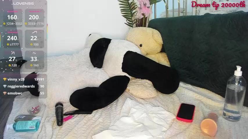 BettyKristal live screenshot 2025-11-13 23:21:19