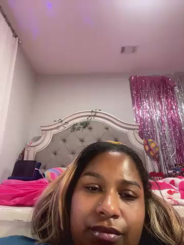 BigFineSelena live screenshot 2026-01-07 08:37:11