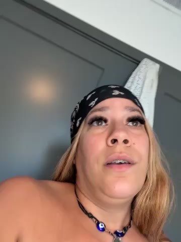 Bigbuttbrooklynn live screenshot 2025-11-18 23:42:36