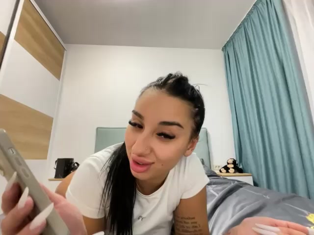 BlueEyes_BB live screenshot 2025-10-15 04:35:30