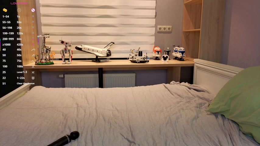 BriannaPeterss live screenshot 2025-09-30 08:22:49