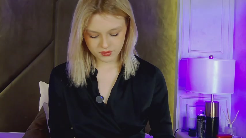 CaitlinSugar live screenshot 2025-09-29 06:06:32