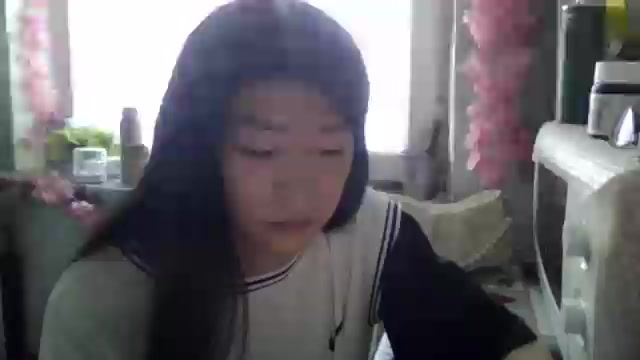 CarlyJoy live screenshot 2025-09-30 12:19:52
