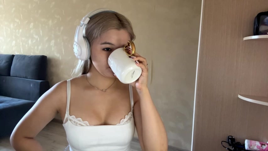 CarolannSide live screenshot 2025-09-30 08:20:01